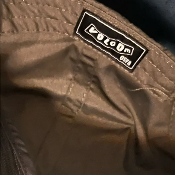 Volcom mantis hat - Picture 6 of 9